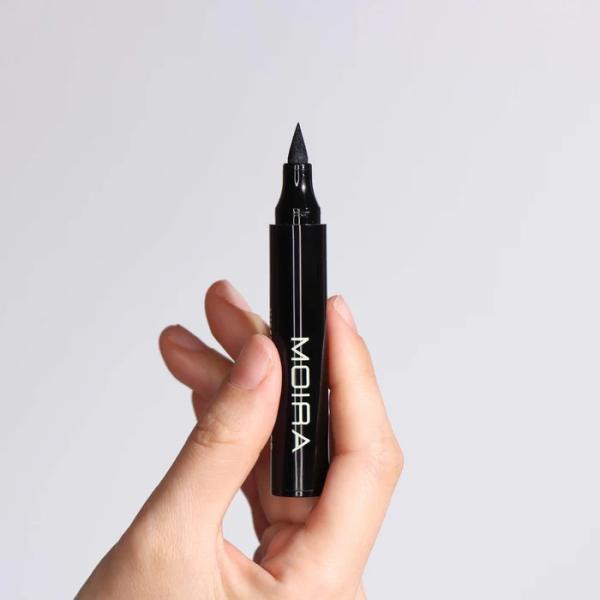 Delineador de Ojos Liquido Jumbo