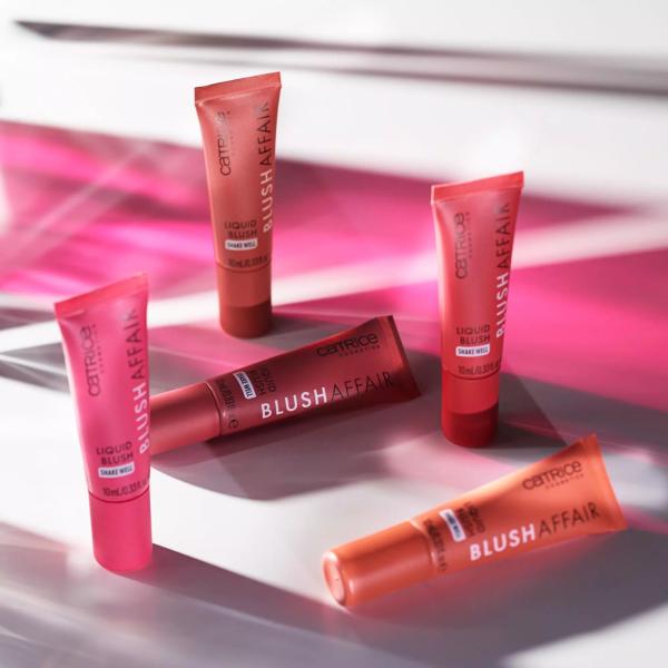 CATR. BLUSH AFFAIR LIQ. BLUSH