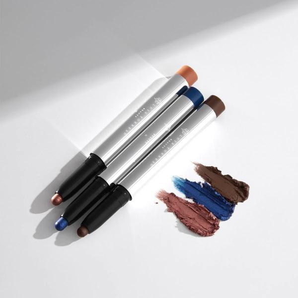 Sombra de Ojos en Crayon