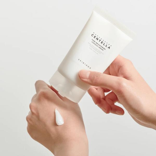 Crema Facial Iluminadora de tono 75ML
