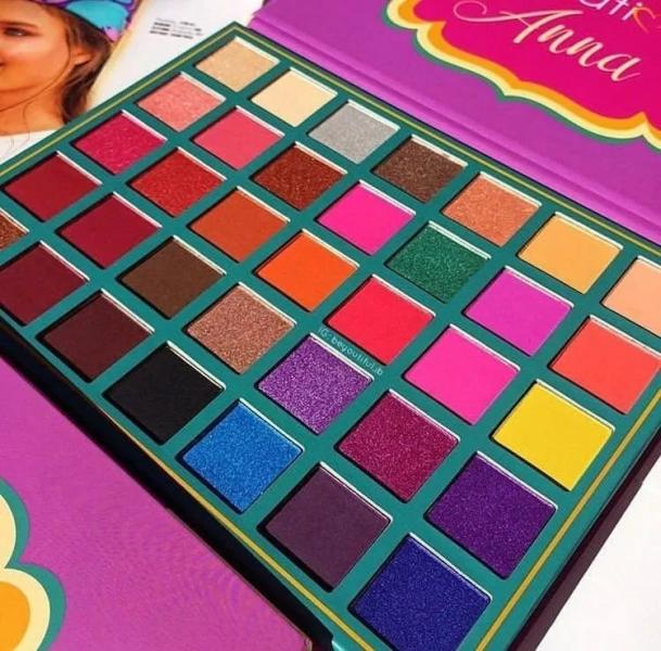 Paleta de Maquillaje Anna