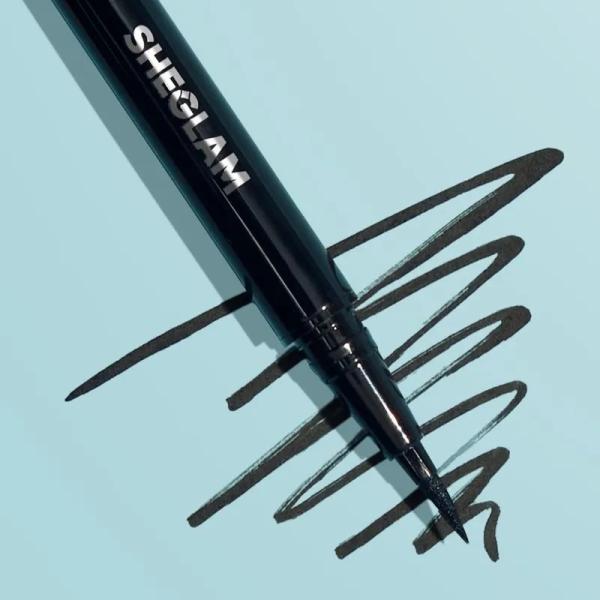 Delineador de Ojos Pro Precision WP